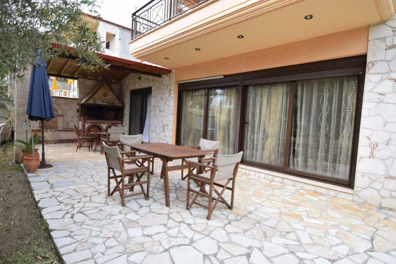 Holiday Villa Vee Nea Skioni Eksteriør billede
